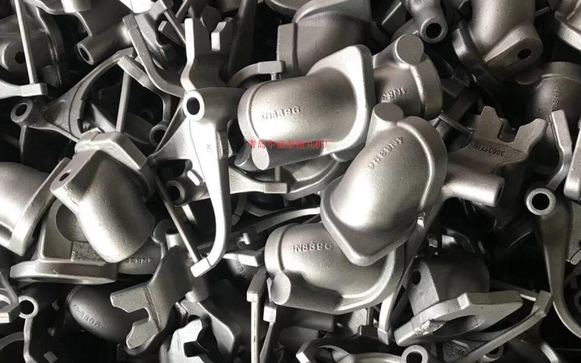 發(fā)貨聊城臨清自動上料3210拋丸除銹機調(diào)試完畢