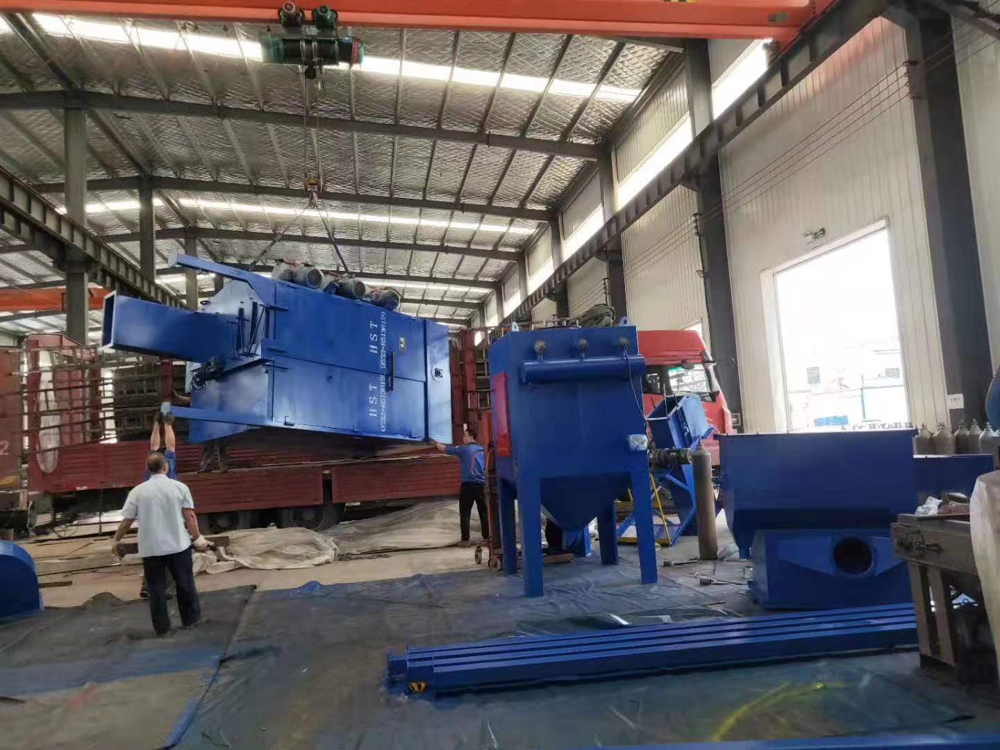 南安市履帶式拋丸除銹清理機(jī)_南安市通過式噴丸設(shè)備_南安市吊鉤式噴砂機(jī)_南安市吊鉤式拋丸機(jī)優(yōu)點(diǎn)是什么？