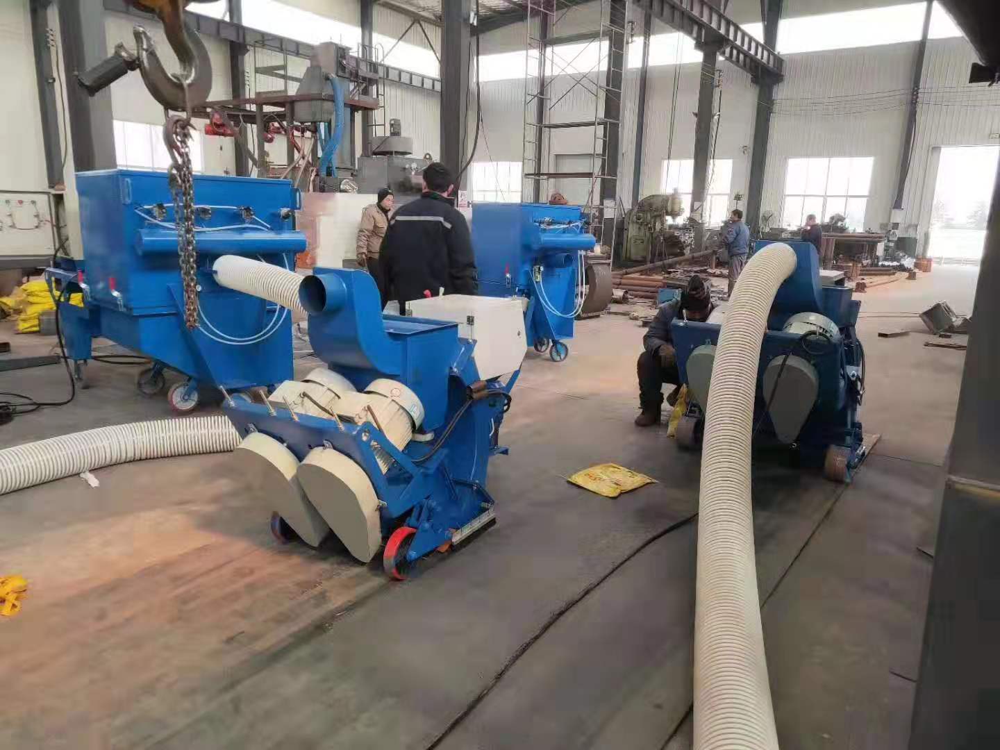 青海省吊鉤式拋丸除銹清理機(jī)_青海省吊鉤式拋丸機(jī)_青海省吊鉤式噴丸設(shè)備_青海省吊鉤式噴砂機(jī)哪家強(qiáng)？